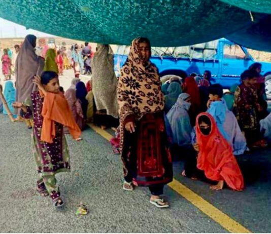 Protestors block CPEC road, demand withdrawal of Pakistani forces