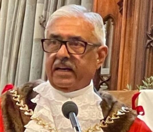 Indian-origin businessman elected as mayor in UK