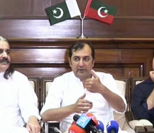 Gilgit-Baltistan CM accuses Pak govt for slashing region’s development budget by half
