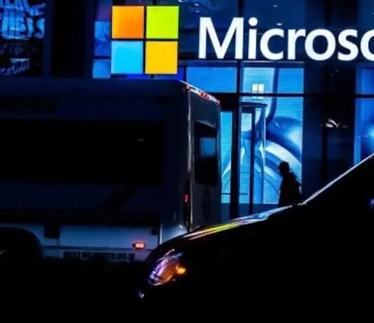 Microsoft lays off 559 employees as Seattle-area job cuts top 2,700