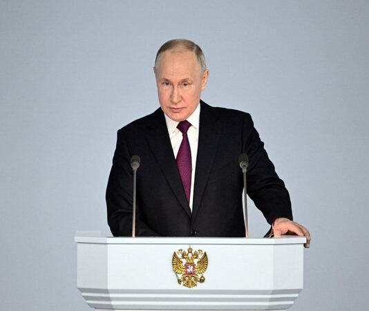 Russian wives, mothers call on Putin to stop forcing husbands, sons to join assault groups