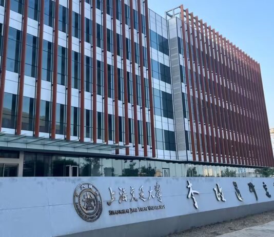 China lures increasing numbers of research scholars from Japan