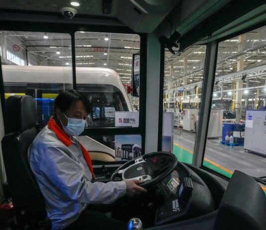 China struggles with weak post-COVID economic recovery