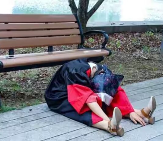 Fresh graduates in China pose like corpses to stage silent protest over lack of jobs