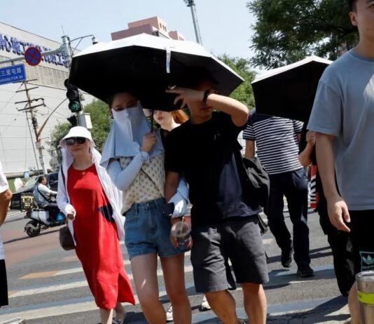 Temperature in Beijing breaches 40°C for first time in 9 years