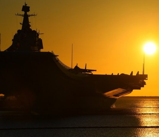 Chinese Aircraft Carrier Sails Near the Philippines, Chinese Warships Continue Operations Near Japan