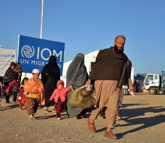 Afghan Migrants in Pakistan Face Arrests, Harassment, Escalating Tensions