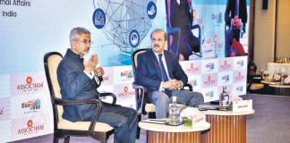 EAM seeks balanced approach towards business with China