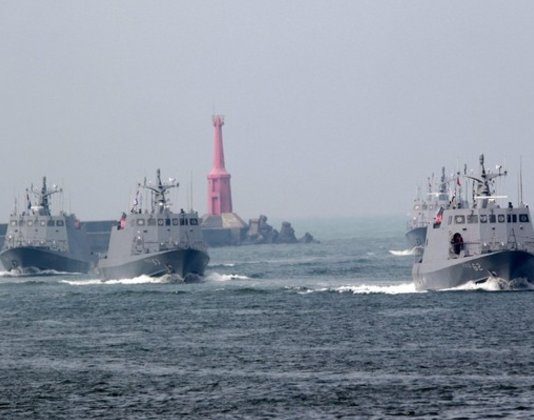Taiwan detects 5 Chinese aircraft and 6 PLAN vessels operating near its shores