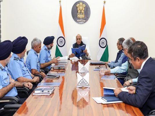Defence Secretary presents IAF Capability Enhancement report to Defence Minister