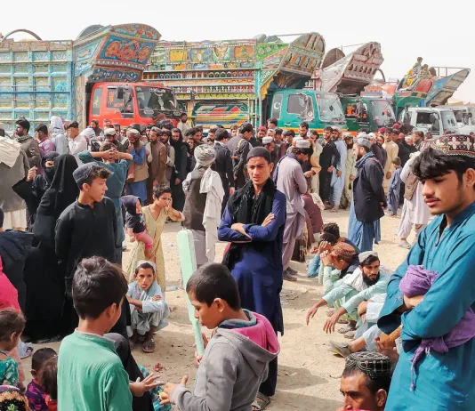 Afghan migrants in Pakistan face inhumane treatment, call for support from Islamic Emirates amid deportations