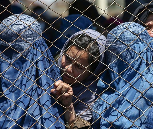 Women’s freedom movement gives call to end detention of Afghan refugees in Pakistan