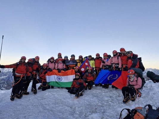 NCC expedition team scales world’s highest peak Mt Everest