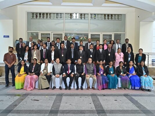Sri Lankan Officials Graduate from Capacity-Building Programme at NCGG, India