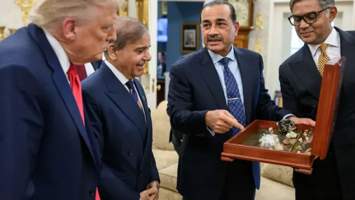 i3naihuo_munir-trump-_625x300_01_October_25