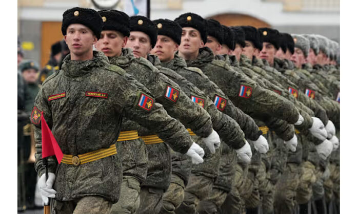 russia-parade-696x418