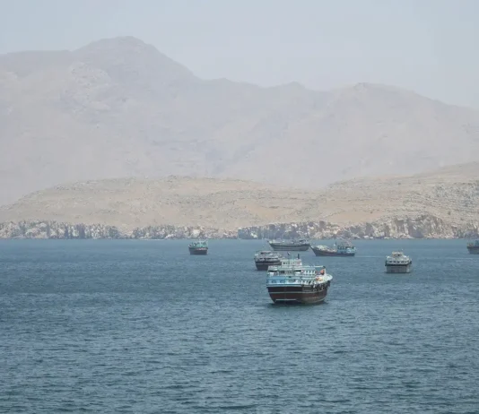 US–Iran Maritime Tensions Highlighted After IRGC Warning on Vessel Attacks
