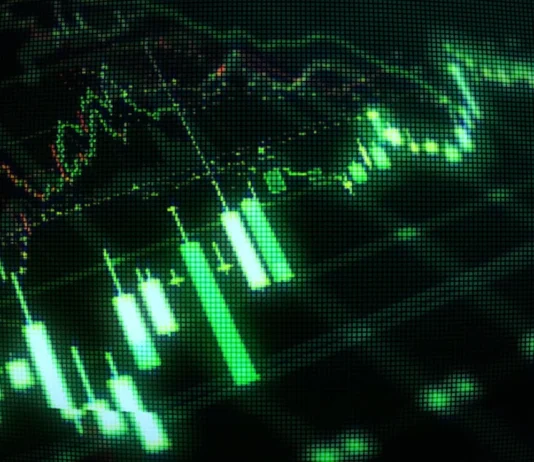 Wall Street Retreats as Semiconductor Shares Weigh on Markets, Iran Risks Mount