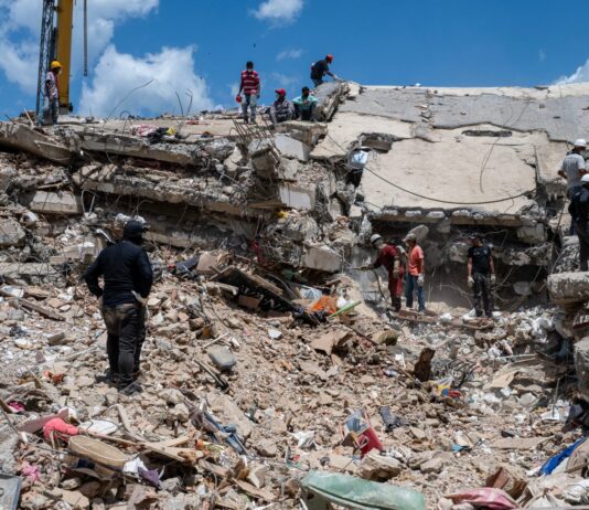 Venezuela Enters Seven-Day Mourning Following Devastating Earthquake
