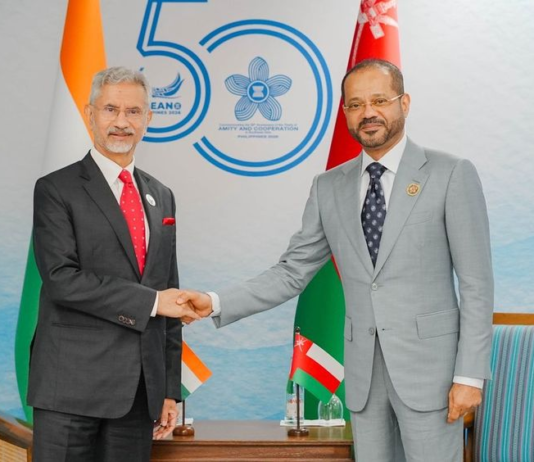 India and Oman Exchange Views on West Asia During ASEAN Talks