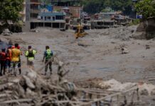 Nepal Flood Crisis: 903 Lives Lost, More Than 4,200 Missing