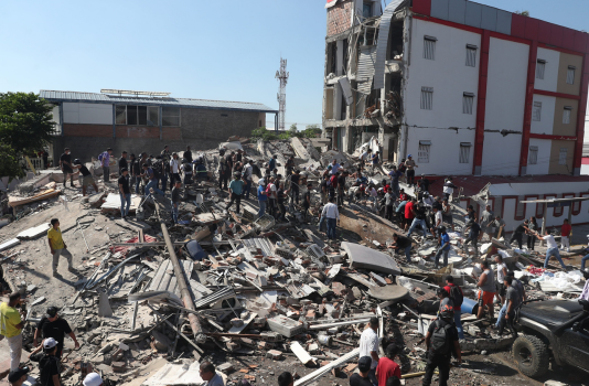 7.4 magnitude earthquake strikes western Colombia, death toll rises to 132
