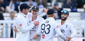 England trounce Pakistan by 194 runs to wrap up series